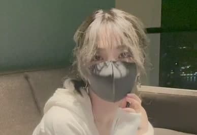 饥渴难耐，楼梯间做爱的! 海报