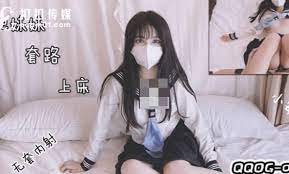 清纯学生妹真空上阵 骑乘位调教男友巨根爽到不停 海报