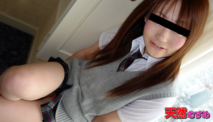 mu _ 優木モナ もうちょっと出すから制服のままヤラせて下さい！ 海报