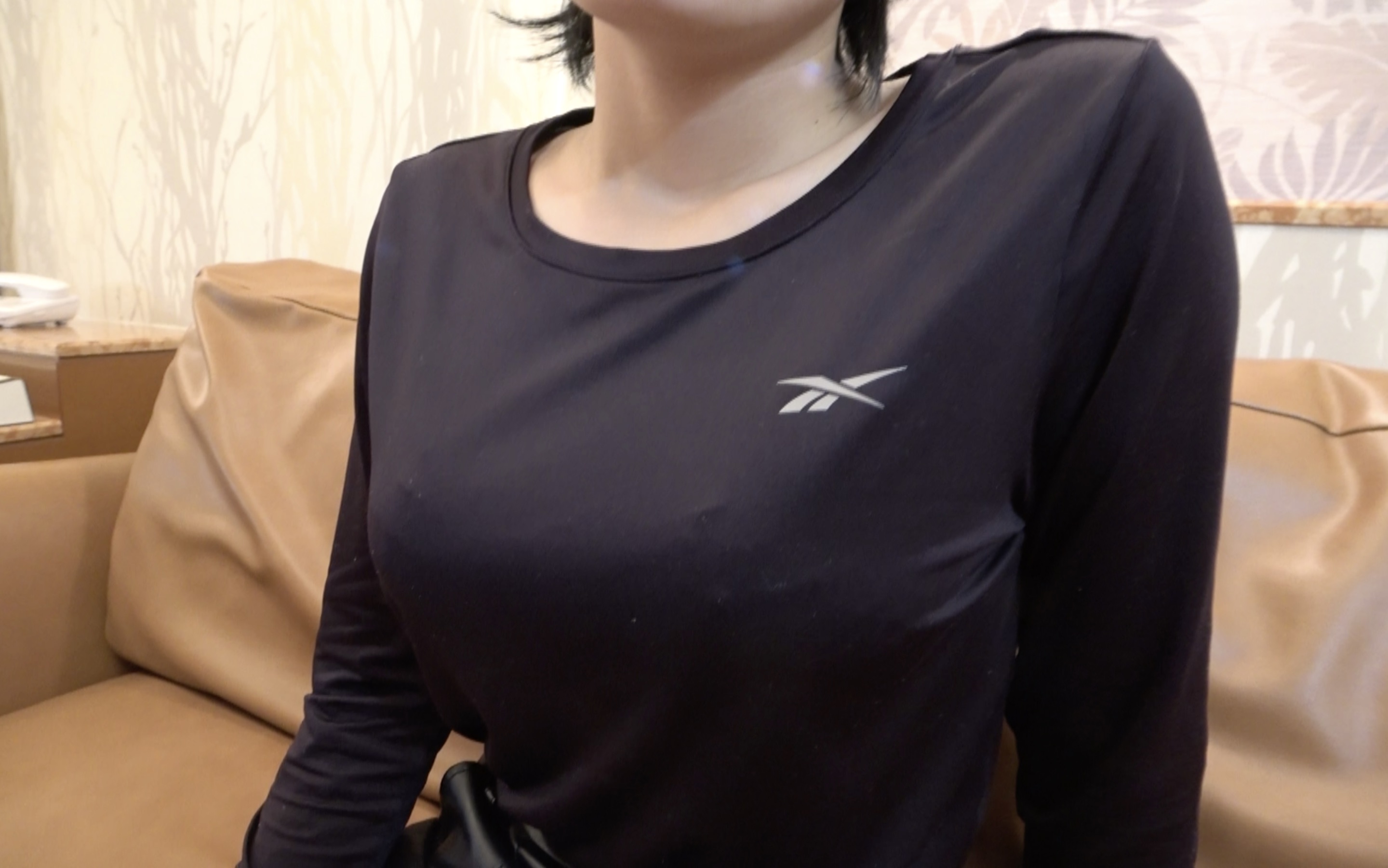 这就是令和美女的极致「什么都不加什么都不减」欢喜欢喜欢喜的视觉！！！。 海报