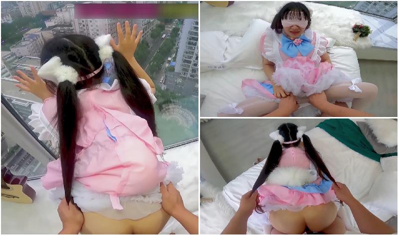 抓著雙馬尾瘋狂輸出，誘人小白兔晃動惹人眼，又是被主人中出的一天，做爸爸的小母狗… 海报