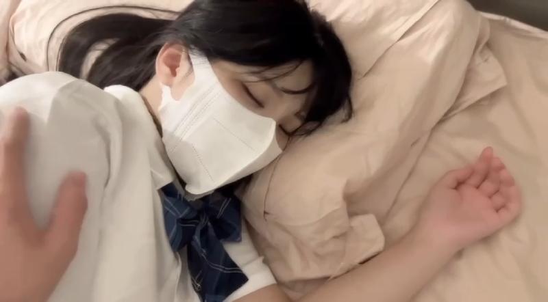 國產_趁黑丝JK妹妹喝醉狠狠的欺负她 海报