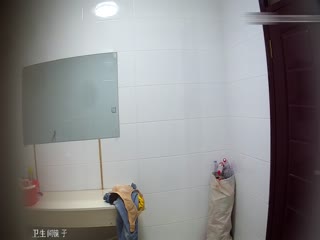 鼎盛女工宿舍偷拍这宿舍楼貌似各个房间都被人偷偷装了监控在这生活没有秘密 海报