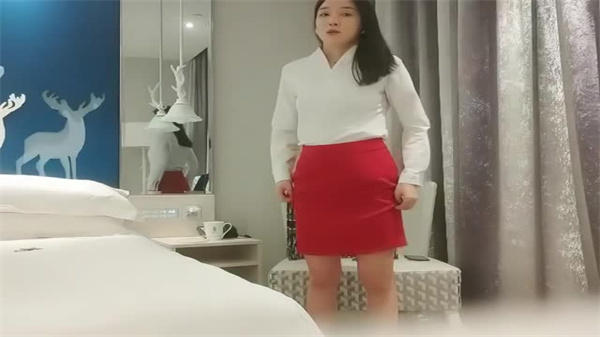 利哥探花猎艳170CM高挑极品尤物，顶级美女真空上阵大长腿撩人呻吟！ 海报